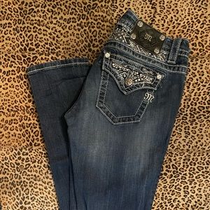 Miss Me brand womens jeans.